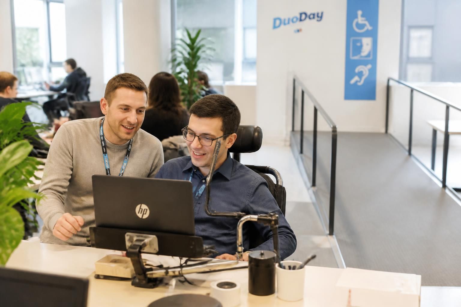 découvrez l'impact réel de duoday sur l'insertion professionnelle des personnes en situation de handicap à travers des avis et retours d'expérience détaillés.